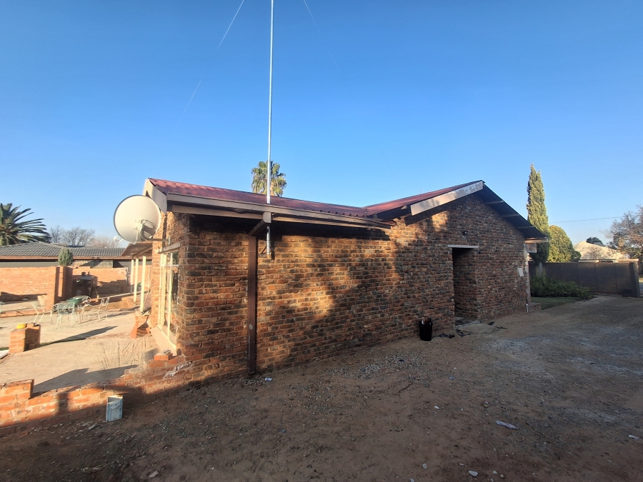 3 Bedroom Property for Sale in Riebeeckstad Free State